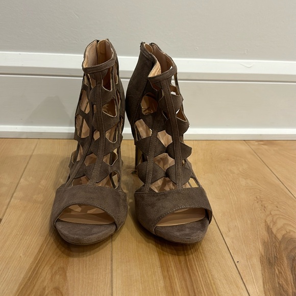 NEW XOXO Clovis High Heels Sandal Bootie - Picture 1 of 4